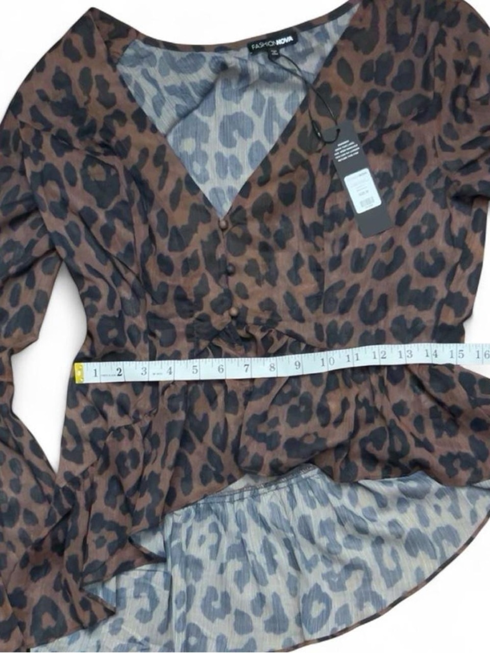 Fashion Nova Leopard Print Chiffon Blouse Size M NWT Bell Sleeve Top - Picture 6 of 8